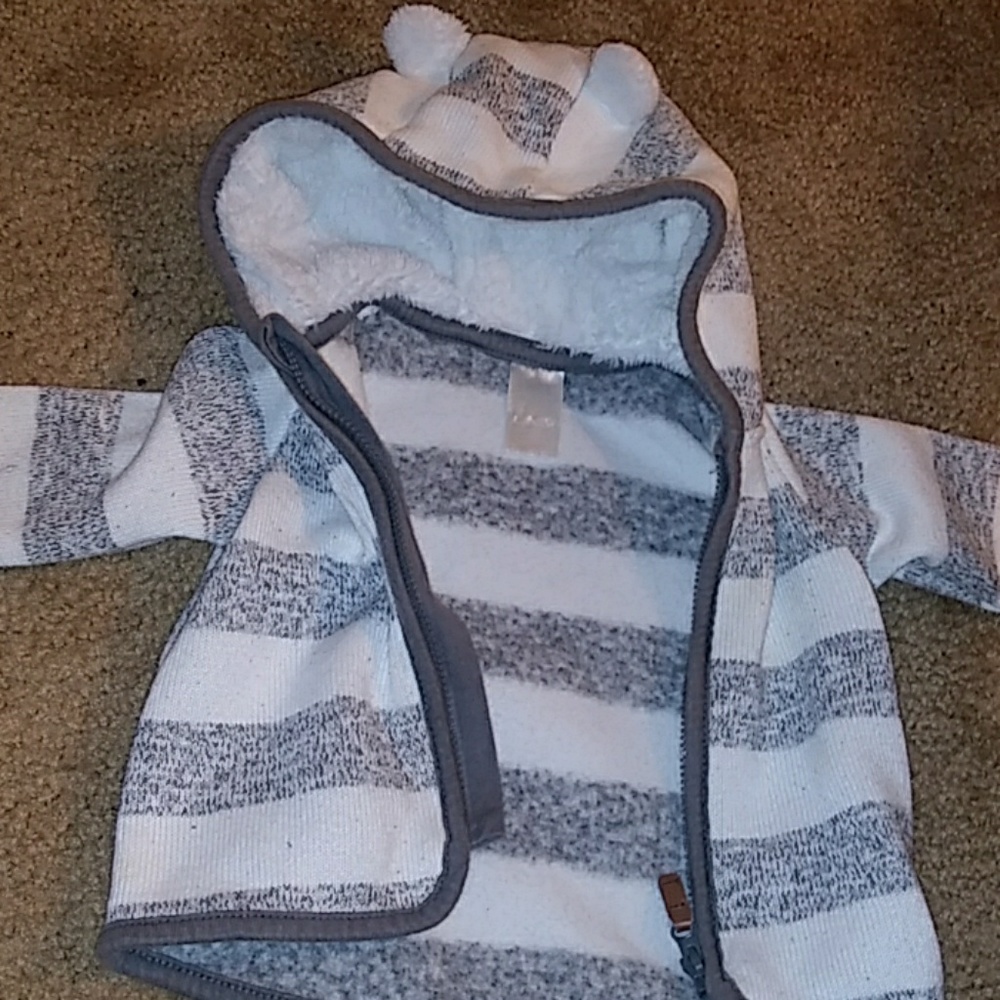 Infant fur H&M  jacket 2-4 months